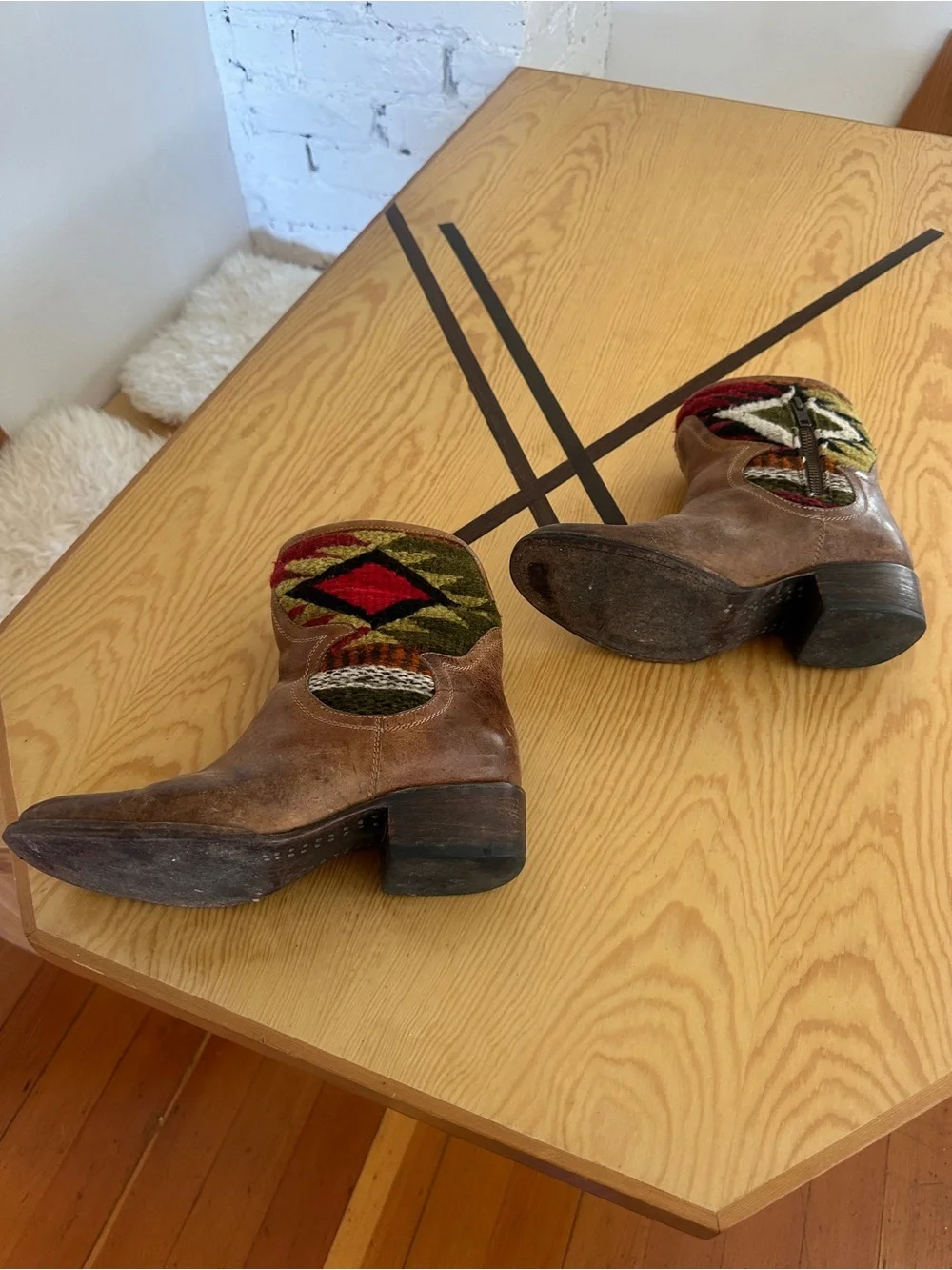 Freebird Cablo 7 Women's Brown Leather Ankle Boots w/ Multicolor Aztec Knit Cuff - Picture 3 of 7